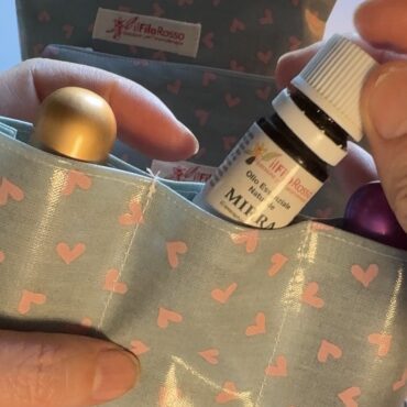 Pochette cuoricini dettaglio tasca interna