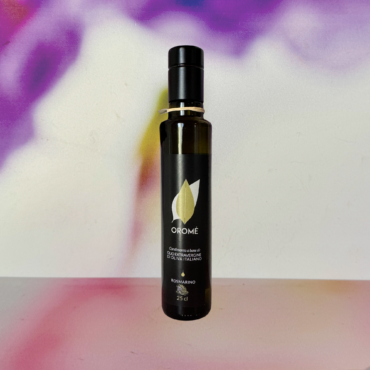 Olio extravergine di olive con olio essenziale di Rosmarino